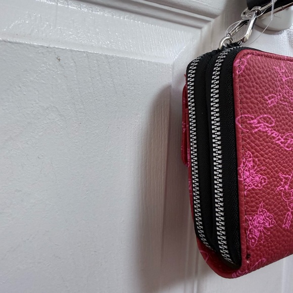 NWT Ed Hardy Red Tiger Cellphone  Zip Around Compact Crossbody Wallet - Picture 6 of 9